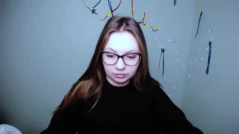 Snapshot of luizaheems_ chatting on 01-19-25, 07:04 Luiza online show from 01-19-25, 07:04