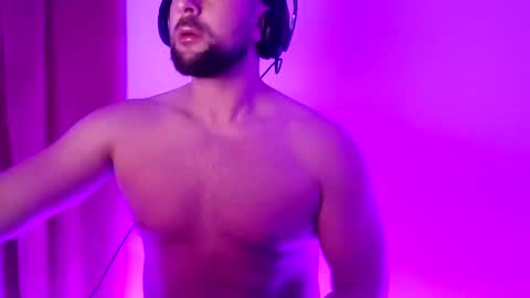 Snapshot of luk_me chatting on 12-07-24, 12:52 luk_me online show from 12-07-24, 12:52