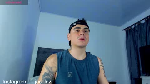 Snapshot of luka_castlehot chatting on 02-04-26, 05:35 Luka Castle online show from 02-04-26, 05:35