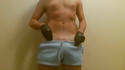 Snapshot of lukabrasiixl chatting on 03-15-26, 01:11 LD online show from 03-15-26, 01:11