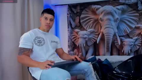 Snapshot of lukas_green1 chatting on 09-14-25, 07:46 Lukas Green online show from 09-14-25, 07:46