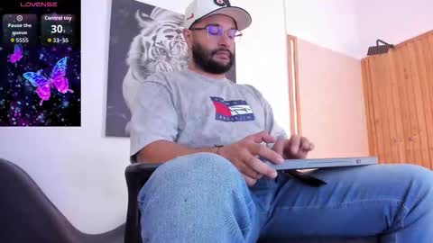 LUKE online show from 10-10-25, 11:20