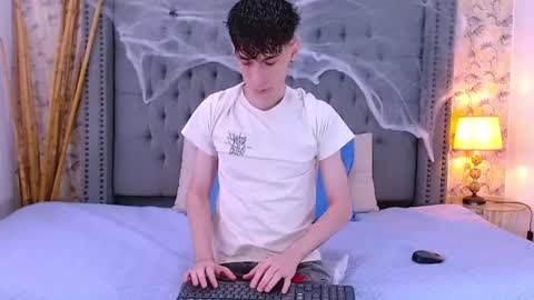 luke_carter online show from 10-09-25, 01:20