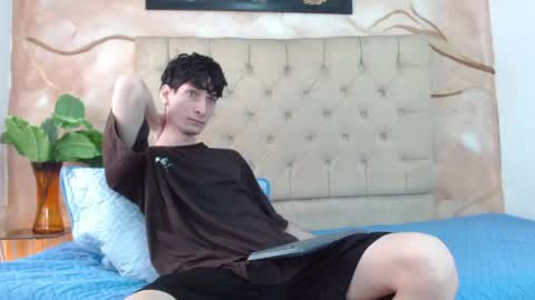 Snapshot of luke_carter chatting on 06-01-26, 01:24 luke_carter online show from 06-01-26, 01:24