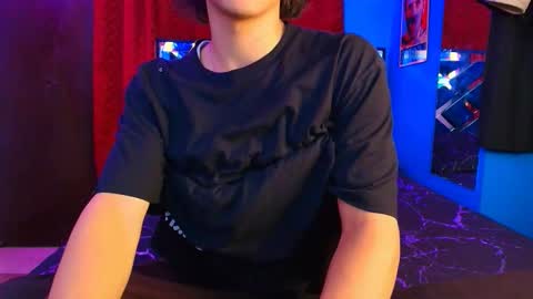 Snapshot of luke_howland chatting on 03-07-25, 09:59 Luke online show from 03-07-25, 09:59