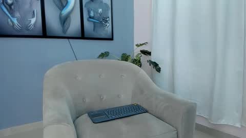 Luke Julien online show from 10-22-25, 06:35