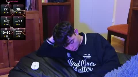 lukeboyce online show from 05-09-26, 01:44