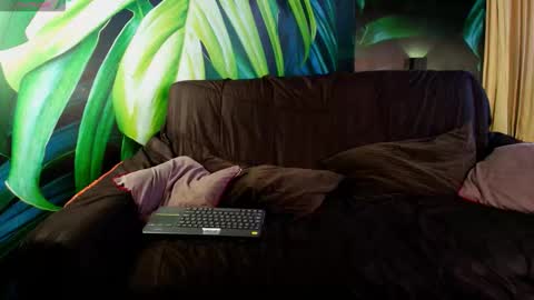 Luke Crews online show from 09-20-25, 07:26