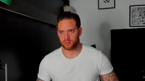 Snapshot of lukeglanton17 chatting on 02-28-25, 10:28 Luke online show from 02-28-25, 10:28