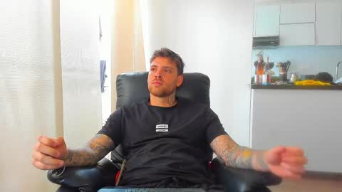 Luke online show from 04-07-26, 04:18