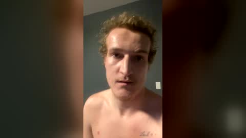 Snapshot of lukeshaft chatting on 04-10-26, 08:52 lukeshaft online show from 04-10-26, 08:52