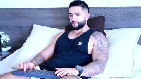 Lukhas f4f online show from 09-30-25, 05:51