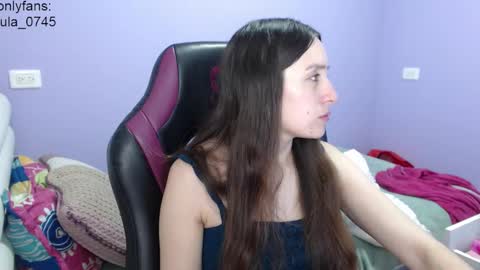 Snapshot of lula_05 chatting on 11-24-25, 01:27 Vicky online show from 11-24-25, 01:27