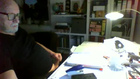 luley58 online show from 12-15-25, 06:28