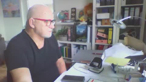 Snapshot of luley58 chatting on 02-28-26, 02:51 luley58 online show from 02-28-26, 02:51