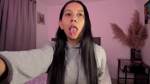 lulu10541697 online show from 04-03-26, 05:27