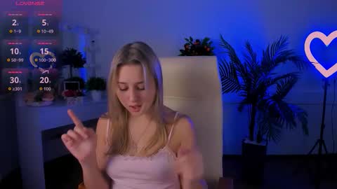 Lily online show from 10-21-25, 07:53