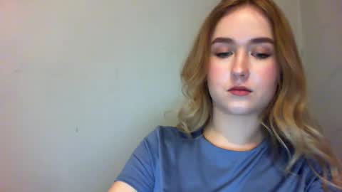 Lulu Baby18 online show from 02-03-25, 10:00