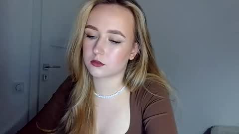 Lulu Baby18 online show from 04-11-26, 06:12