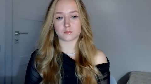 Lulu Baby18 online show from 04-16-26, 05:36