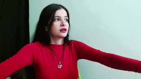 Snapshot of lulu_cm chatting on 10-08-25, 01:14 lulu_cm online show from 10-08-25, 01:14