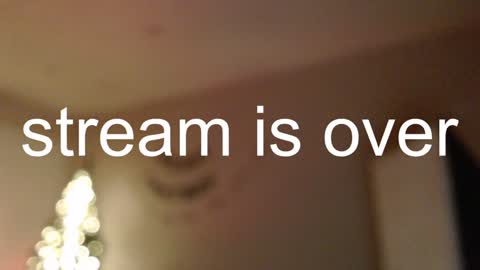 Snapshot of lulu_moons chatting on 12-24-24, 07:44 Lulu online show from 12-24-24, 07:44