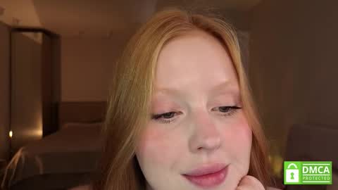 Snapshot of lulu_moons chatting on 09-28-25, 04:34 Lulu online show from 09-28-25, 04:34