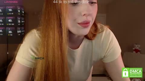Snapshot of lulu_moons chatting on 06-04-26, 06:58 Lulu online show from 06-04-26, 06:58
