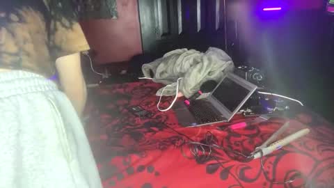 Snapshot of lulu_only_fans chatting on 02-17-25, 04:48 Lulu online show from 02-17-25, 04:48