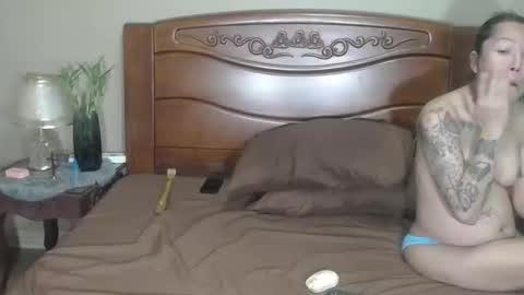 lulu_wild online show from 04-05-26, 01:36