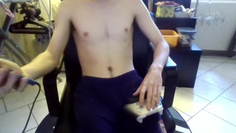 Snapshot of luluarsss chatting on 04-10-26, 11:37 luluarsss online show from 04-10-26, 11:37