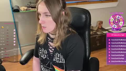 Lulu online show from 02-19-25, 12:14