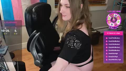 Lulu online show from 10-26-25, 05:02