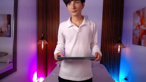 Snapshot of lumiernova chatting on 04-30-26, 08:37 Lumier online show from 04-30-26, 08:37