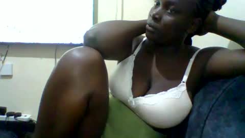 luminous_lust254 online show from 07-19-26, 07:06