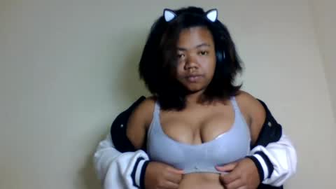 Snapshot of lumira_belle chatting on 07-28-26, 09:58 lumira_belle online show from 07-28-26, 09:58