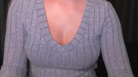 luna1vibe online show from 12-17-25, 04:18