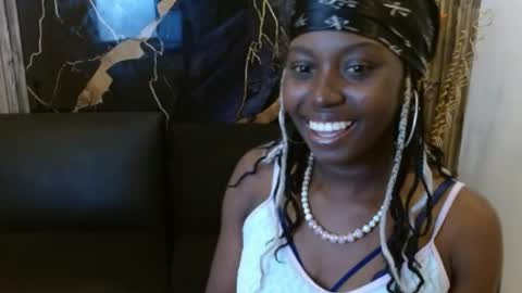 luna253951 online show from 05-18-26, 07:20