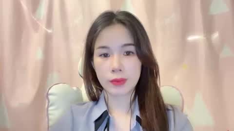 Luna online show from 05-20-26, 05:02