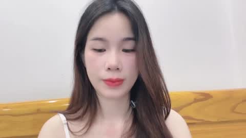 Snapshot of luna4739 chatting on 06-25-26, 08:02 Luna online show from 06-25-26, 08:02