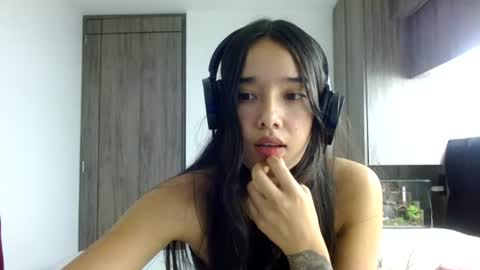luna online show from 06-19-26, 02:49