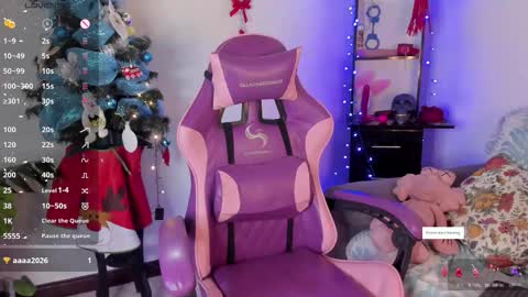 Snapshot of luna__cute chatting on 11-25-25, 06:30 Luna online show from 11-25-25, 06:30