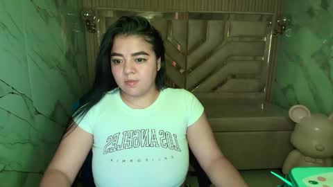 Luna online show from 05-02-26, 03:33