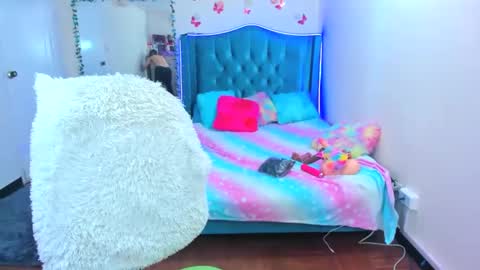 luna_analya online show from 09-13-25, 12:16