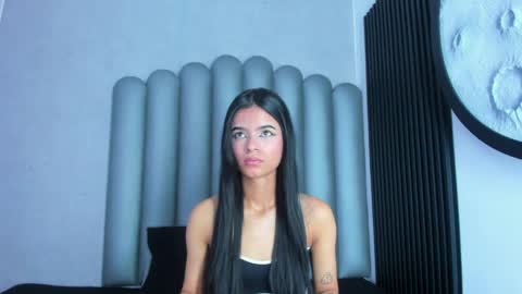 luna_bella_23 online show from 05-16-26, 03:14