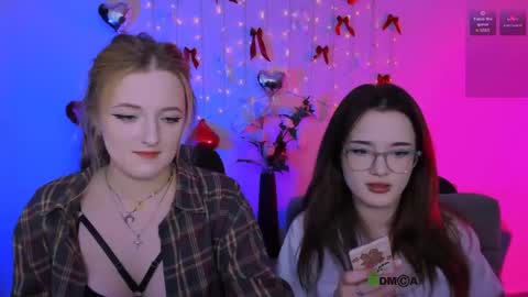 luna_berryy online show from 04-18-26, 07:07