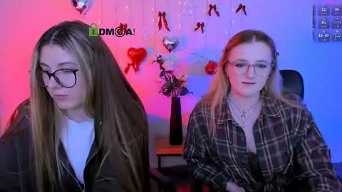 luna_berryy online show from 05-16-26, 06:50