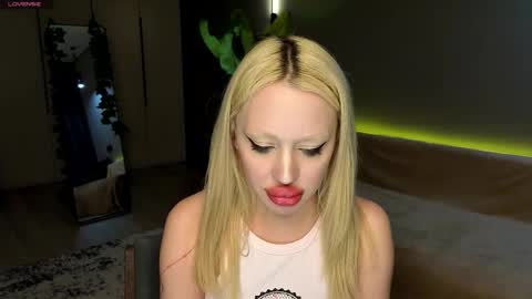 luna_beverly online show from 04-16-26, 10:34