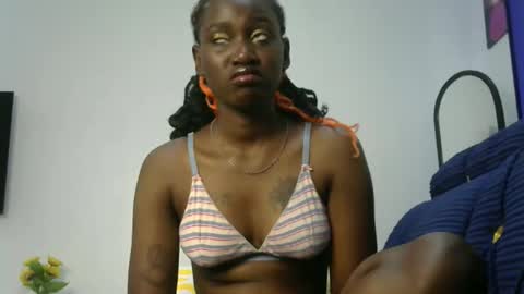 luna_blues online show from 05-10-26, 01:49