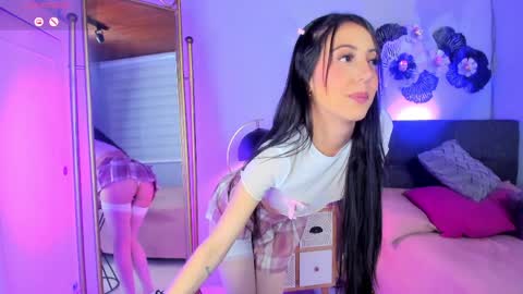 Luna  online show from 03-30-26, 05:25